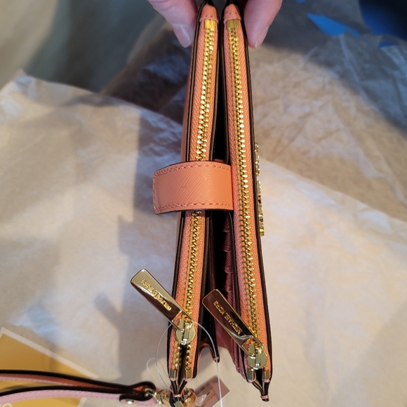 NWT MICHAEL KORS LARGE DOUBLE ZIP WRISTLET WALLET - Picture 7 of 8